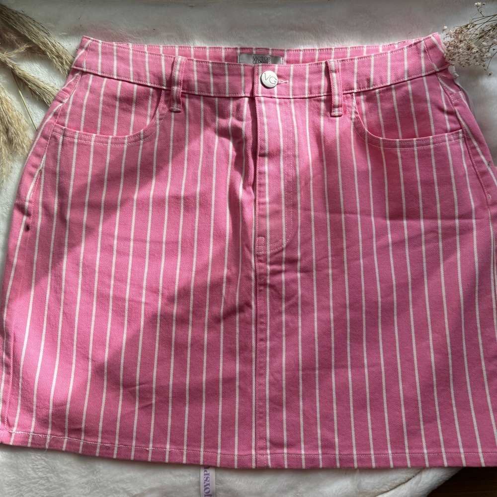 Pink with white stripes skirt
